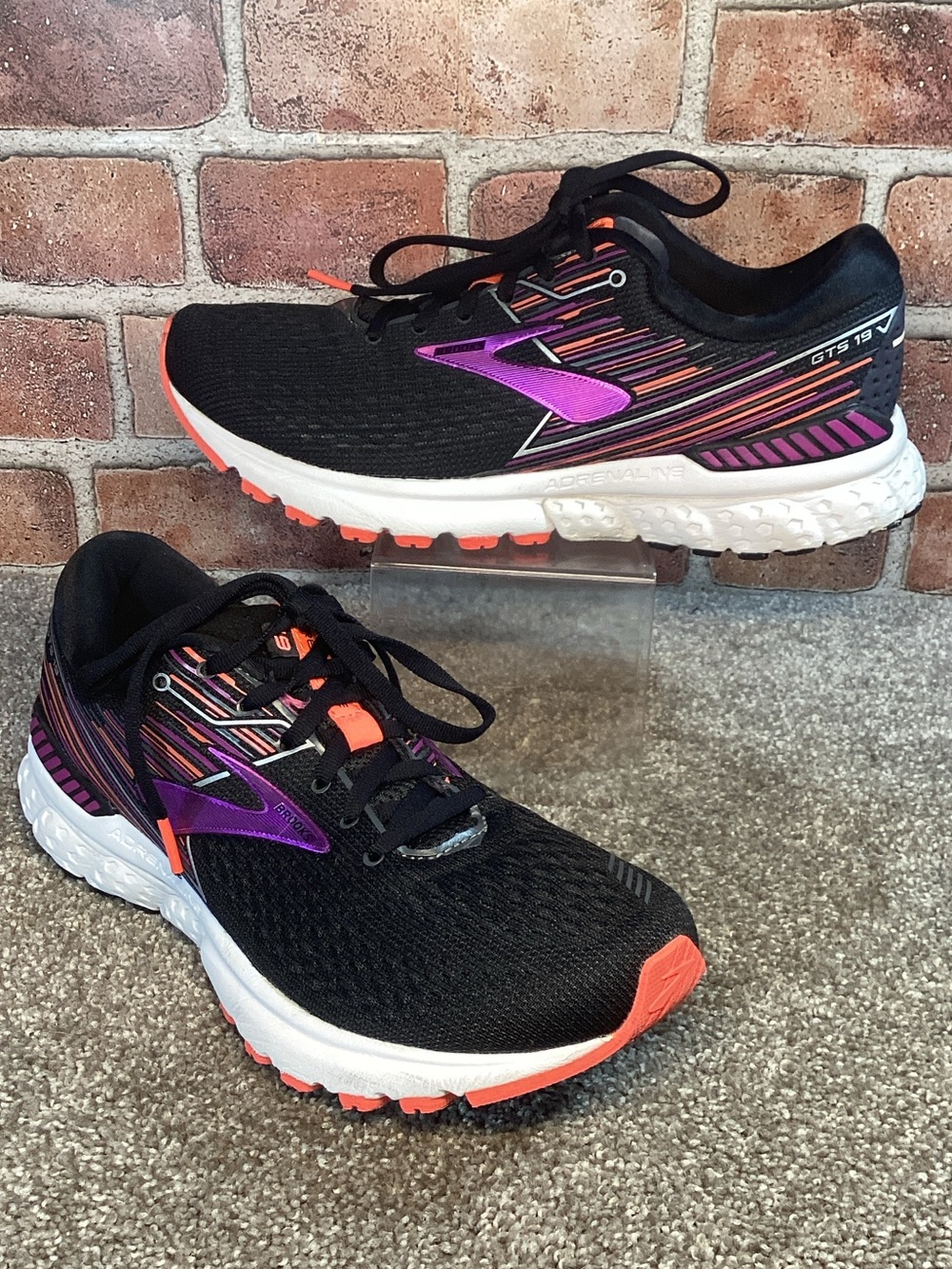 Brooks Adrenaline GTS 19 women’s running shoes sneakers size 9.5